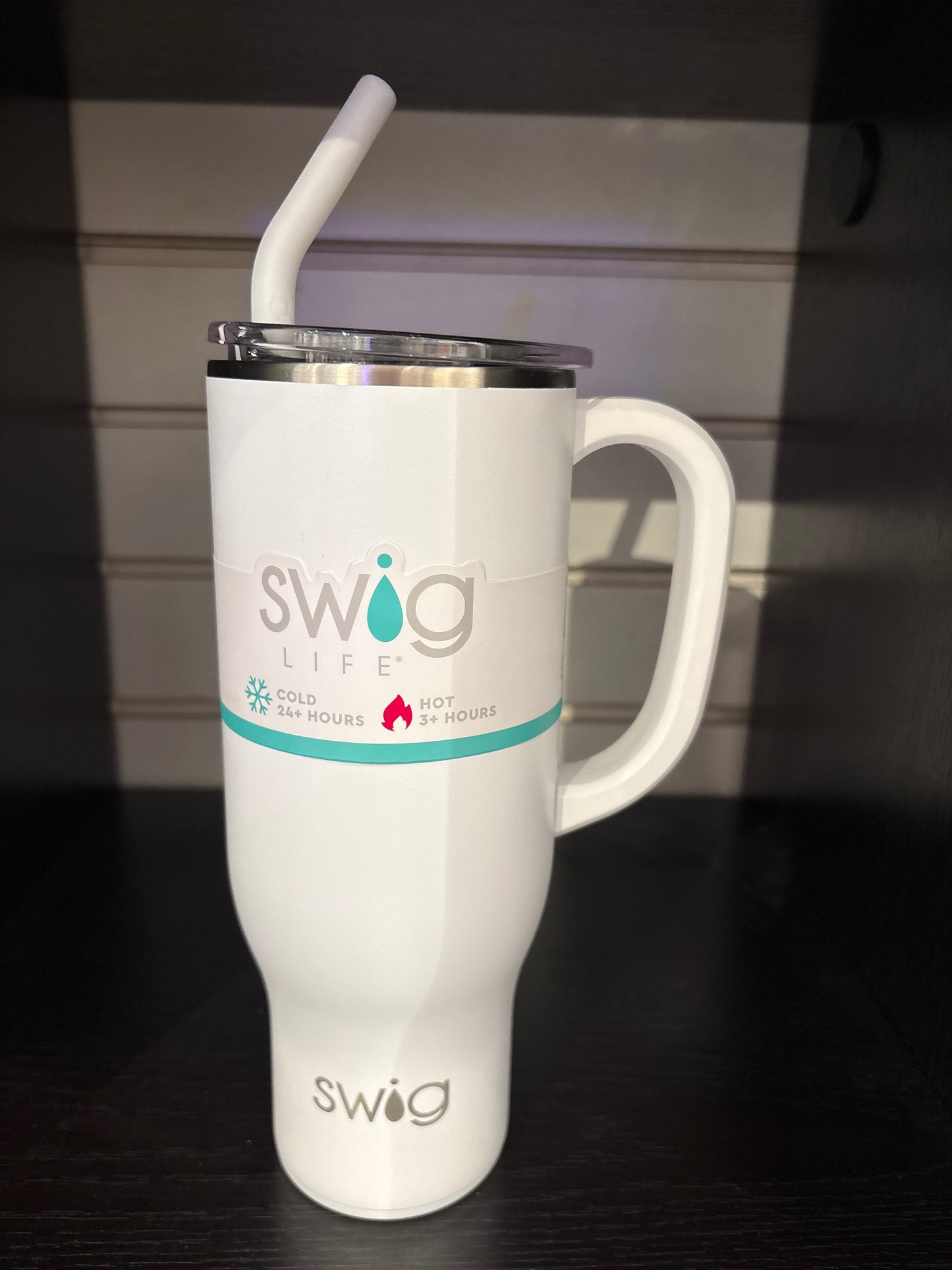 Swig life tumbler with handle white