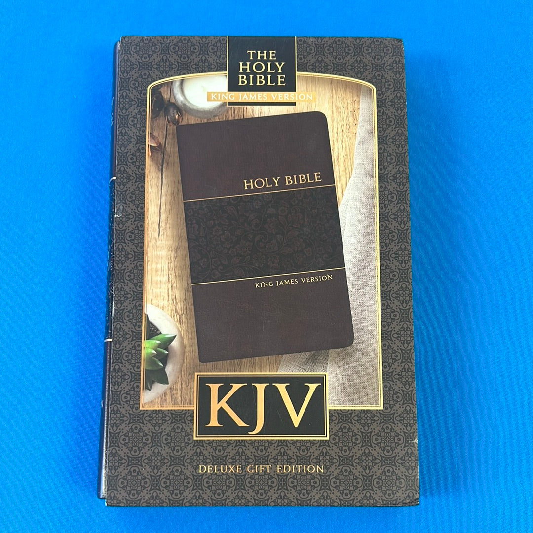 KJV The Holy Bible Deluxe Gift Edition