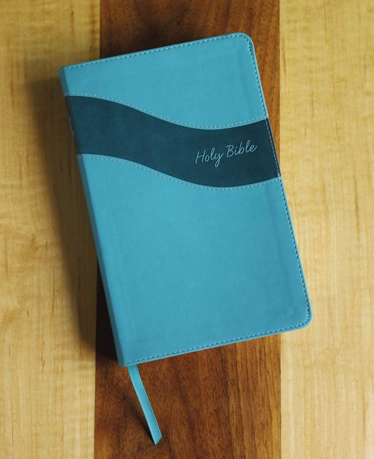 NIV, Premium Gift Bible, Leathersoft, Teal, Red Letter, Thumb Indexed, Comfort Print: The Perfect Bible for Any Gift-Giving Occasion